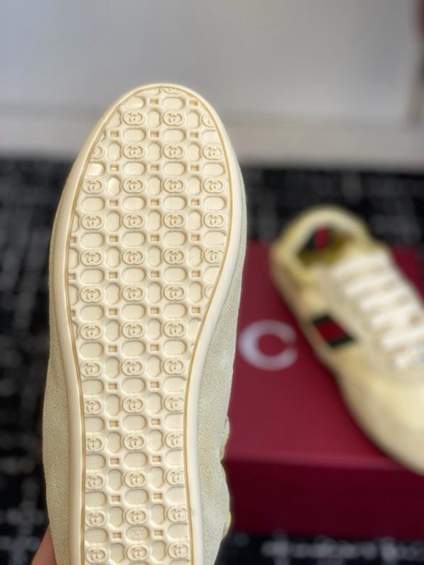 Кросівки фото 7