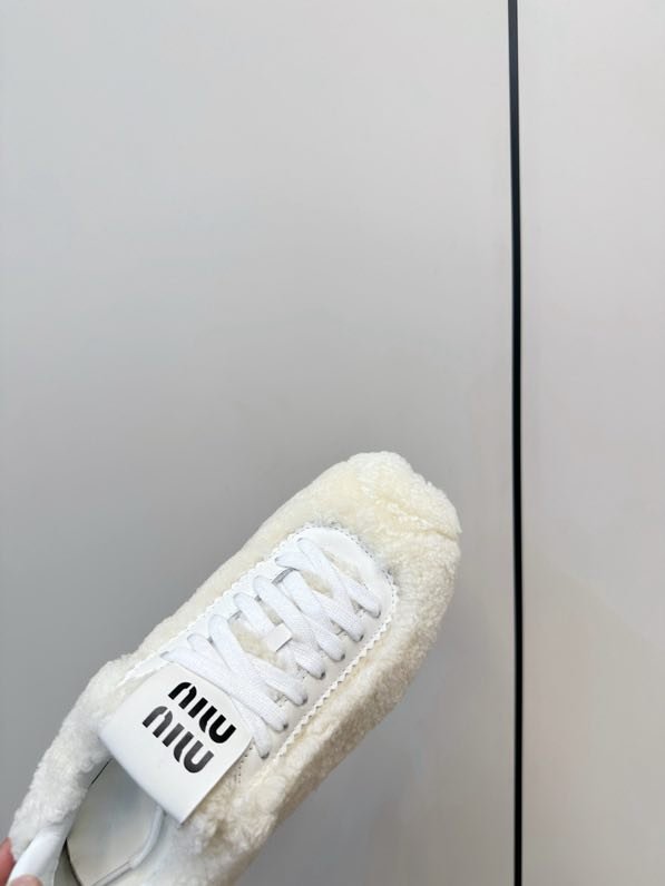 Кроссовки фото 7