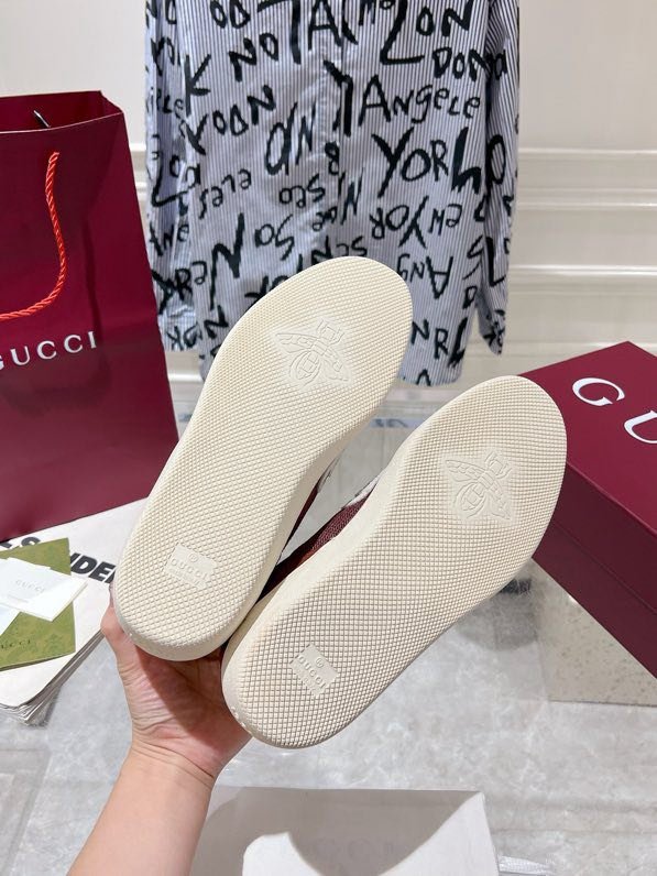 Кроссовки фото 7