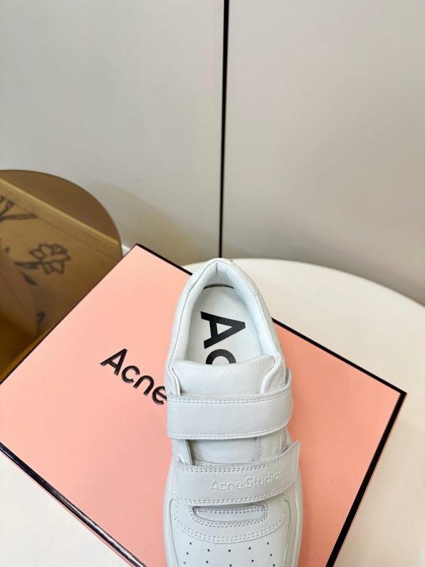 Кроссовки фото 7