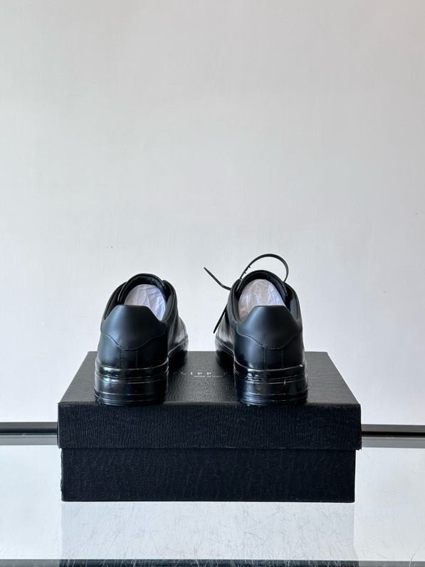 Кроссовки фото 7