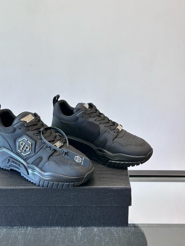 Кроссовки фото 7