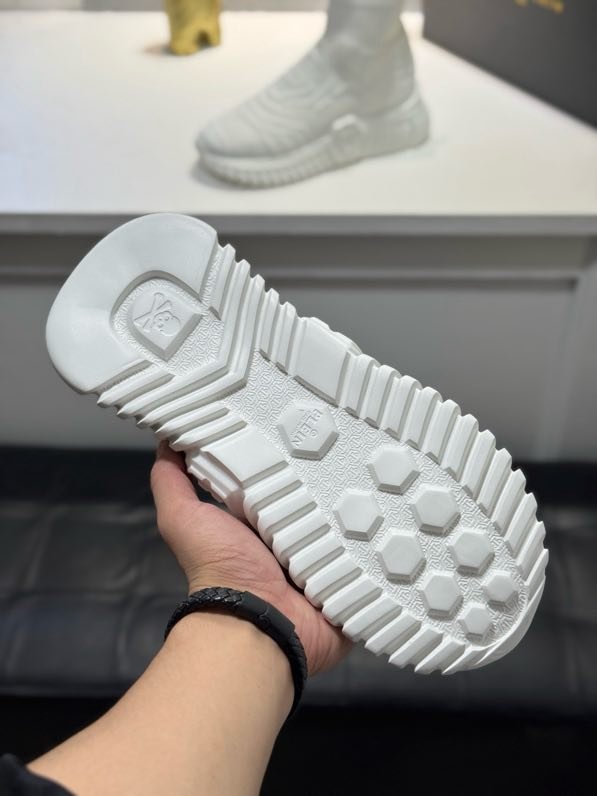 Кроссовки фото 7