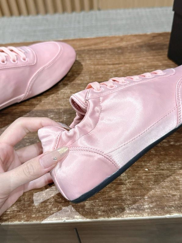 Кроссовки фото 7