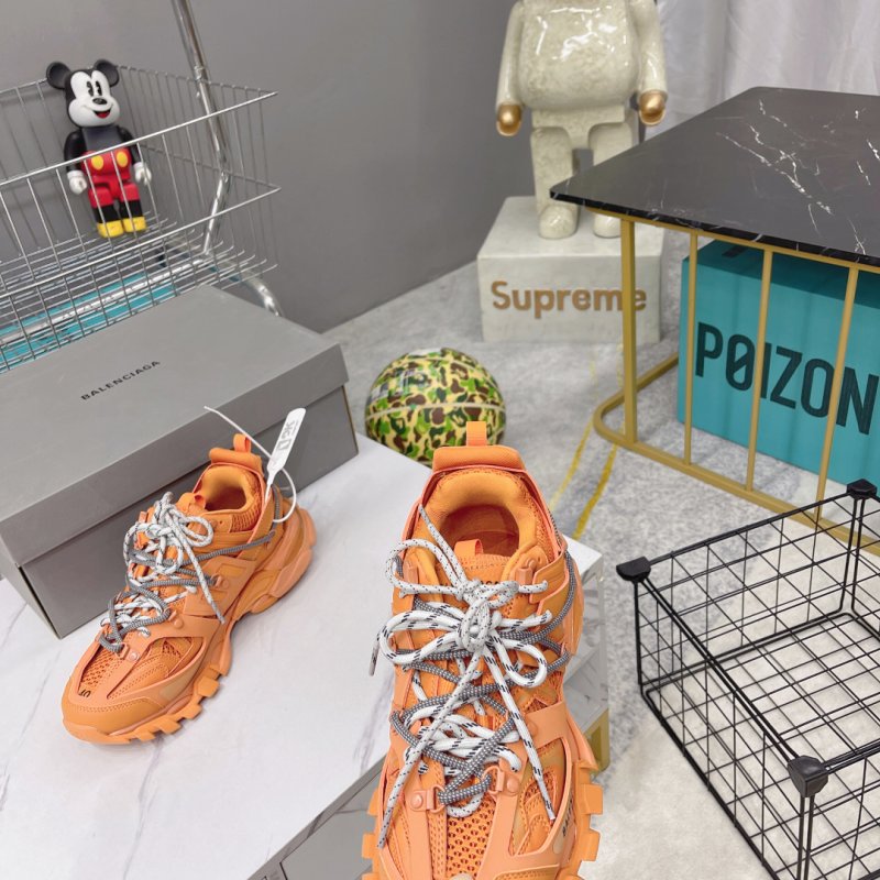 Кроссовки фото 7