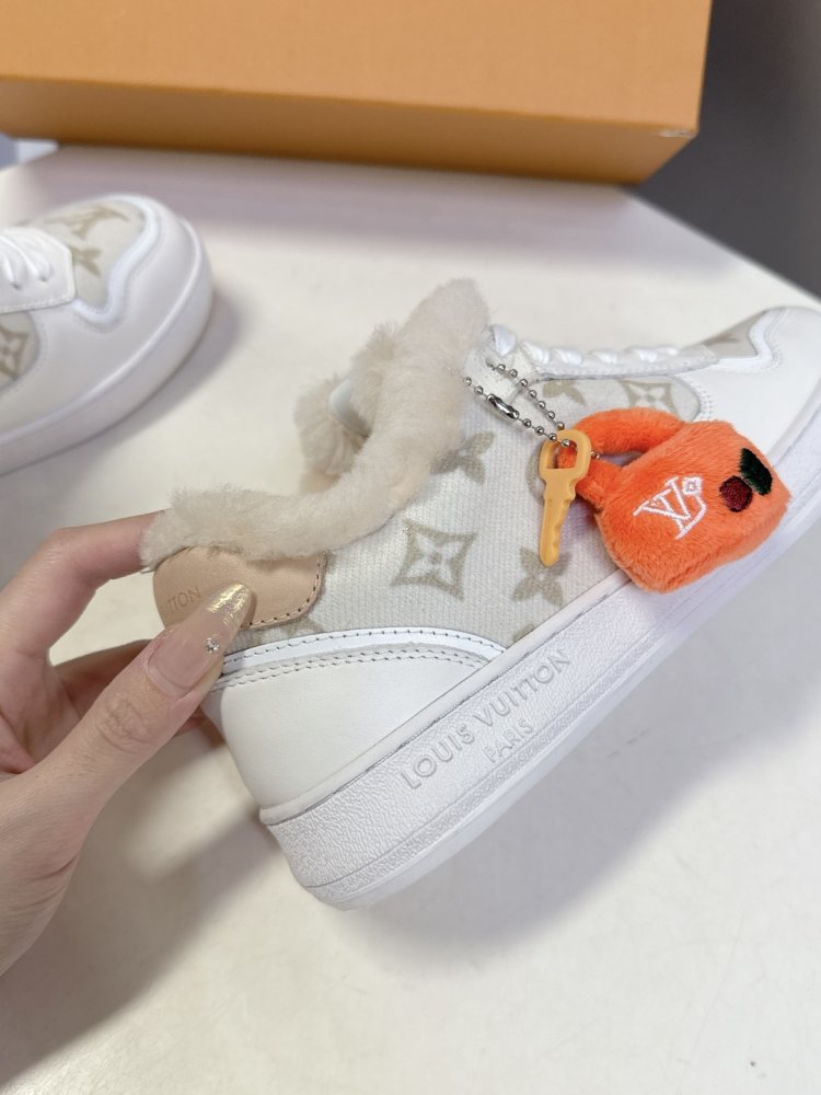 Кроссовки фото 7