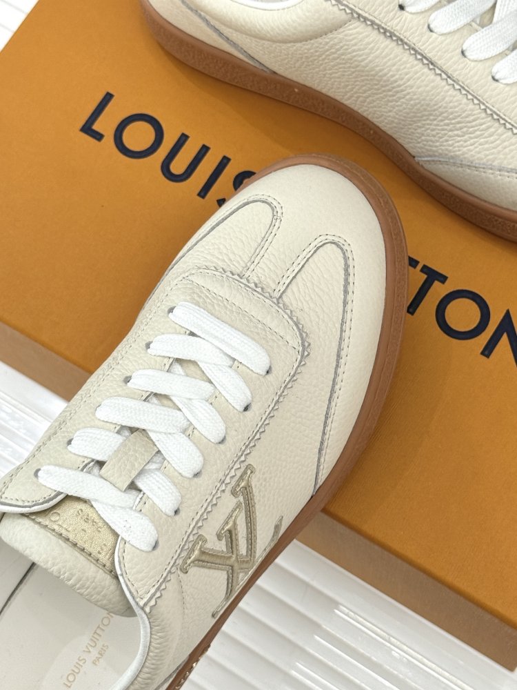 Кроссовки фото 7