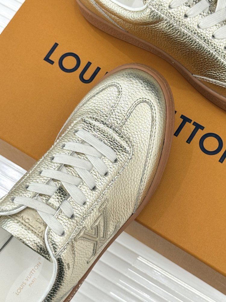 Кроссовки фото 7