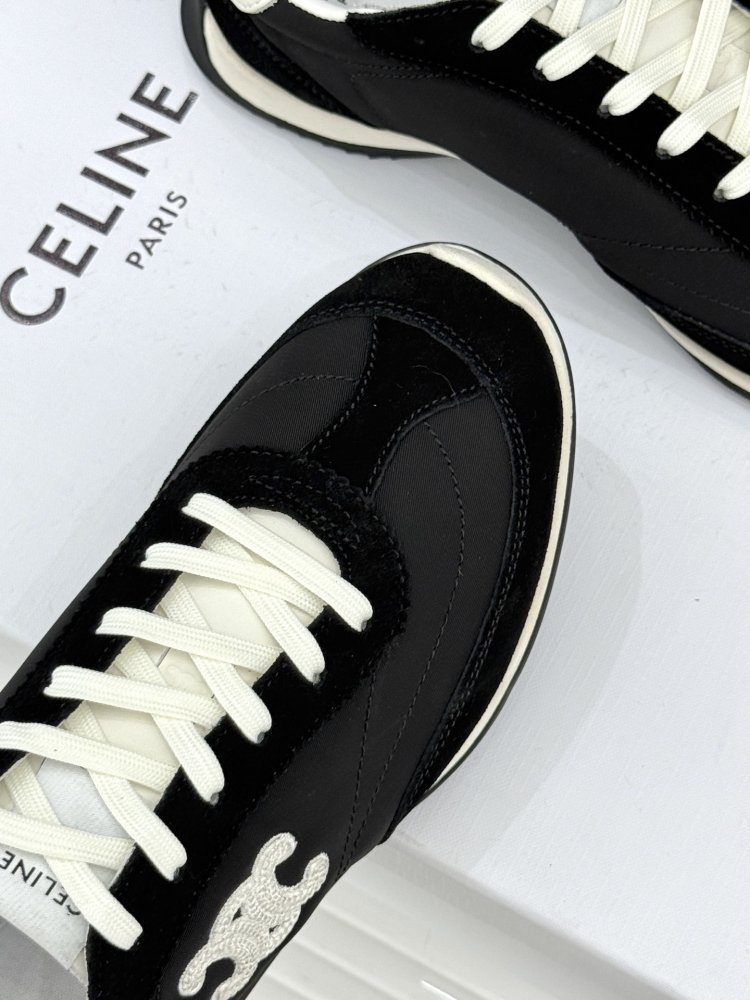 Кроссовки фото 7