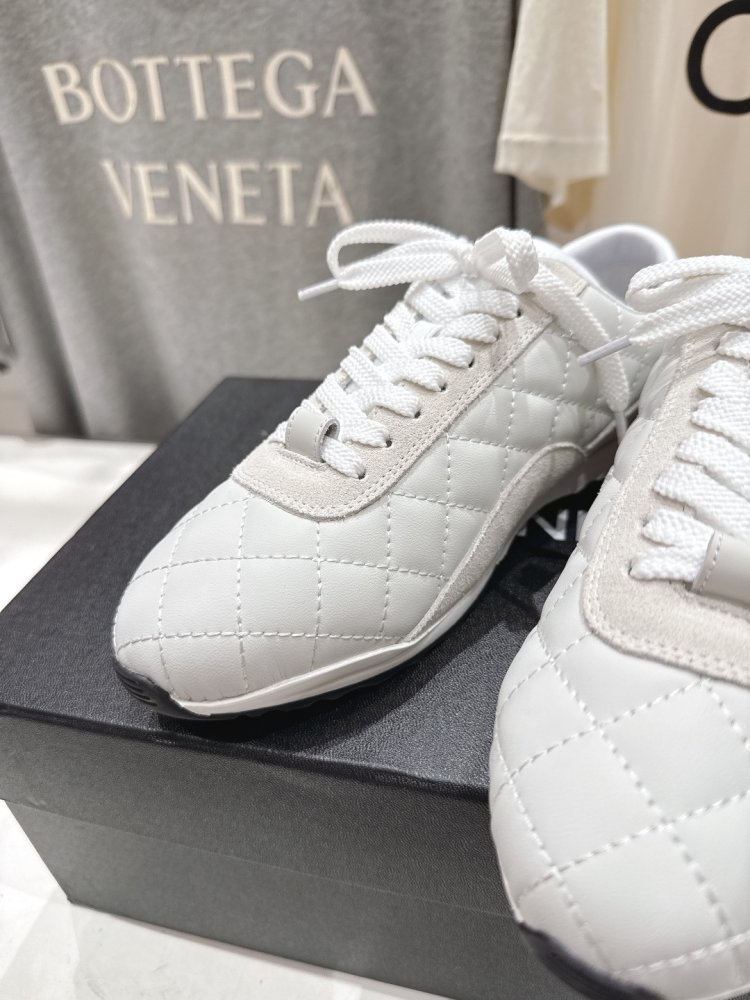 Кроссовки фото 7