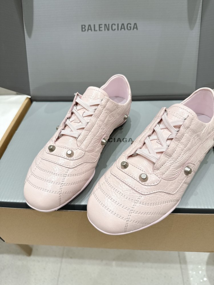 Кроссовки фото 7