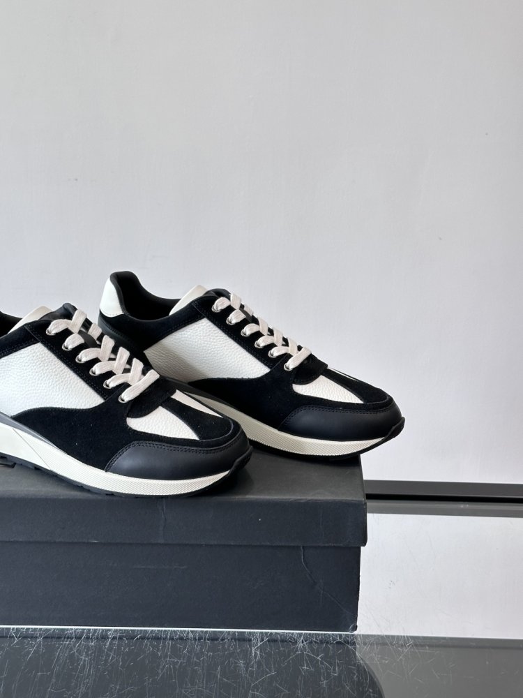 Кросівки фото 7