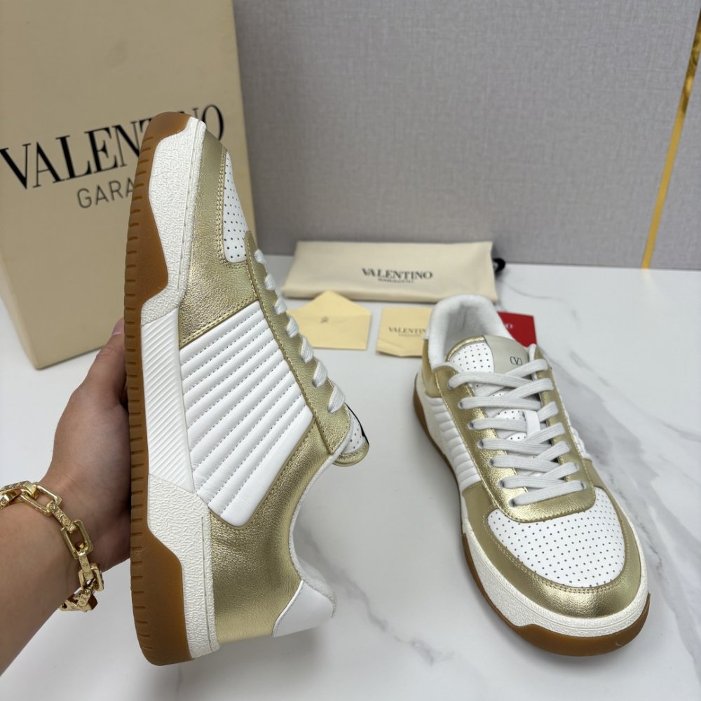 Кросівки фото 7