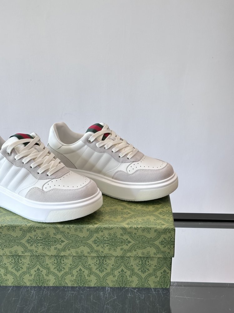 Кросівки фото 7