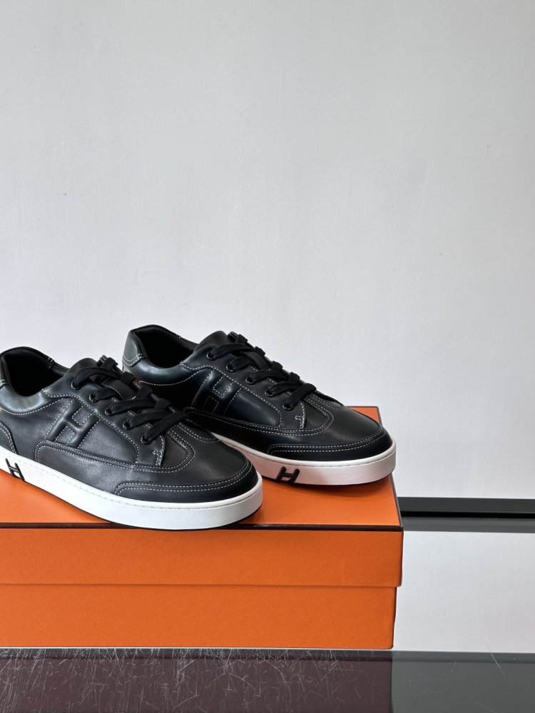 Кросівки фото 7