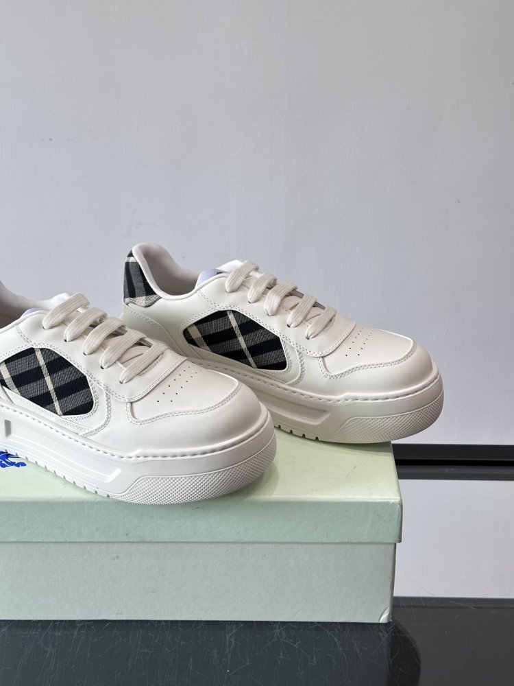 Кросівки фото 7