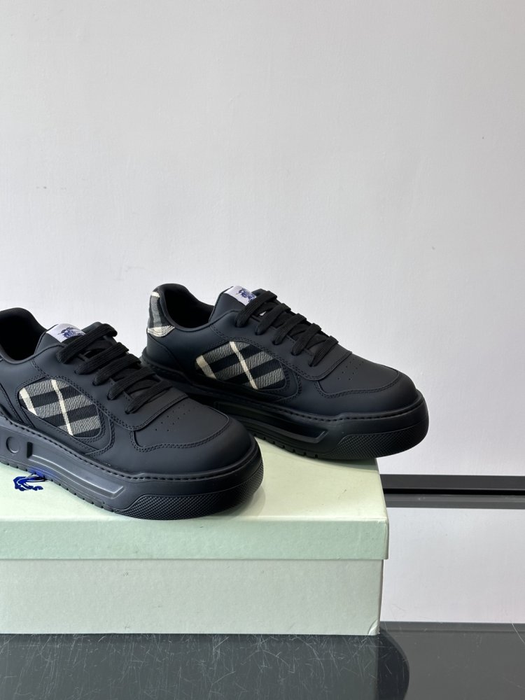 Кросівки фото 7