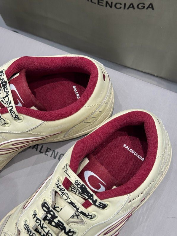 Кросівки фото 7