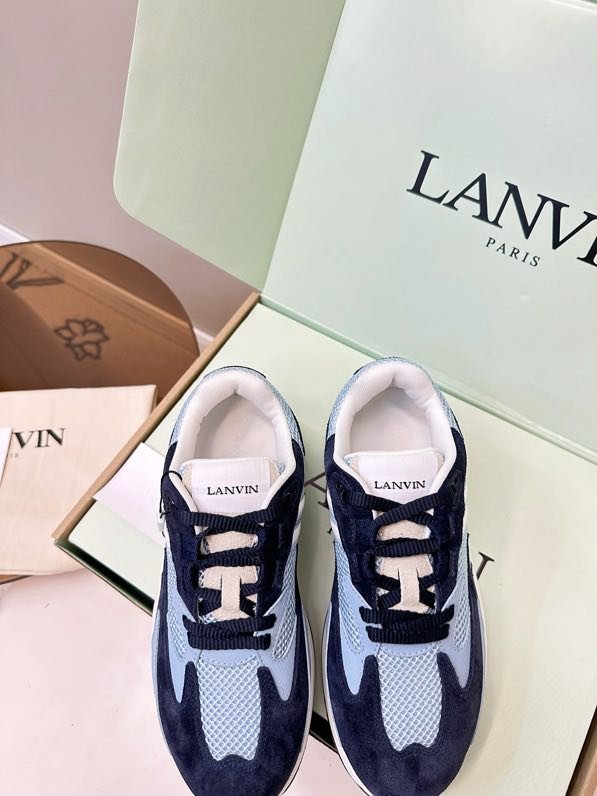 Кроссовки фото 8