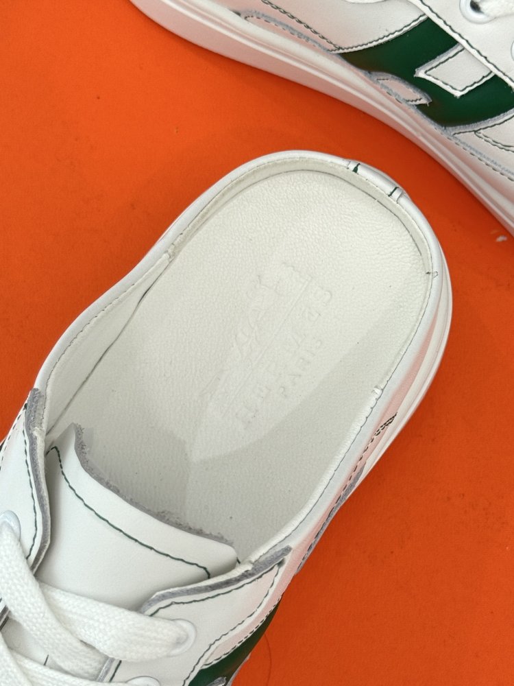 Кросівки фото 8