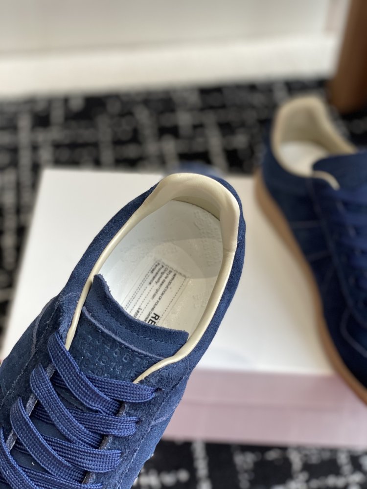 Кроссовки фото 8