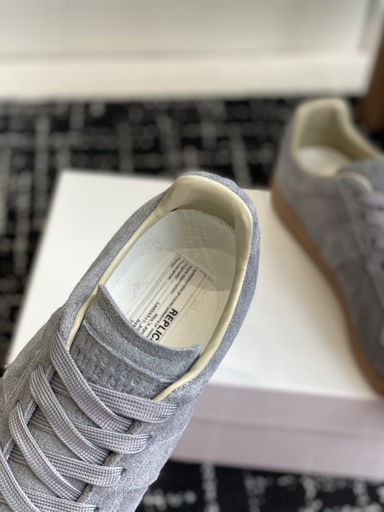 Кроссовки фото 8