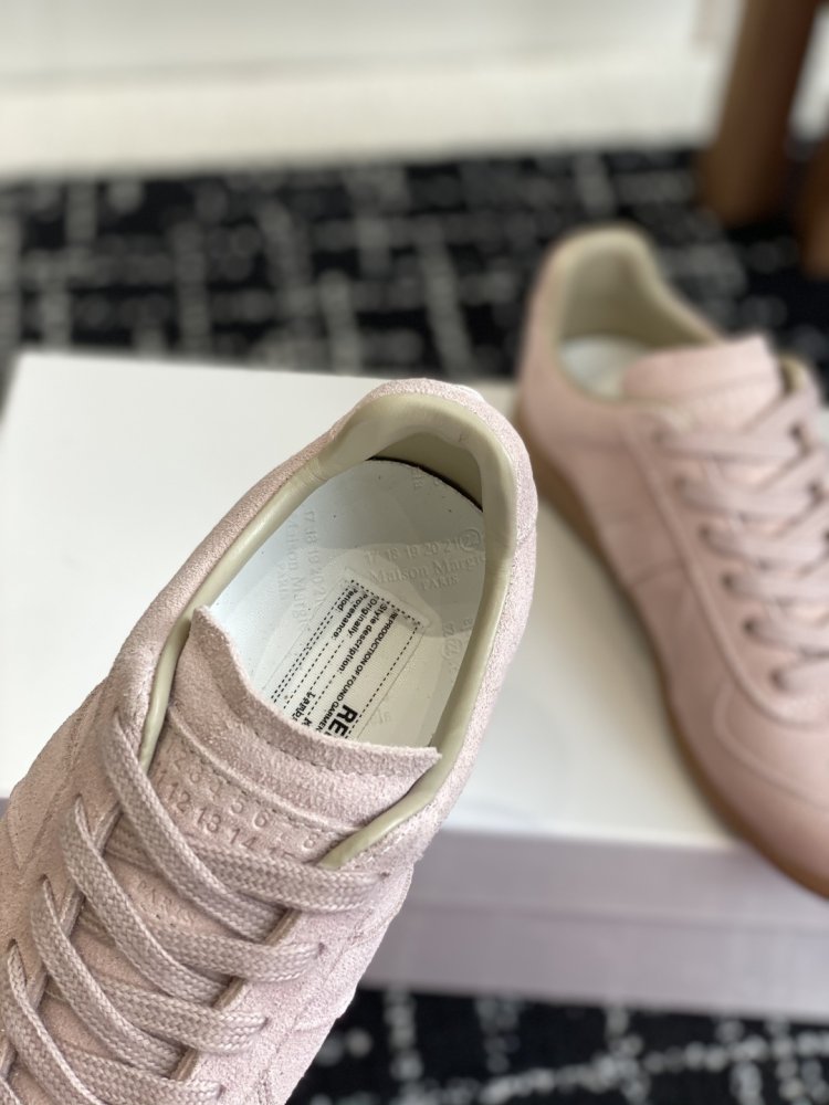 Кроссовки фото 8