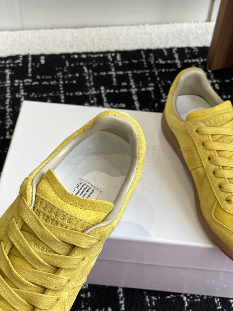 Кроссовки фото 8