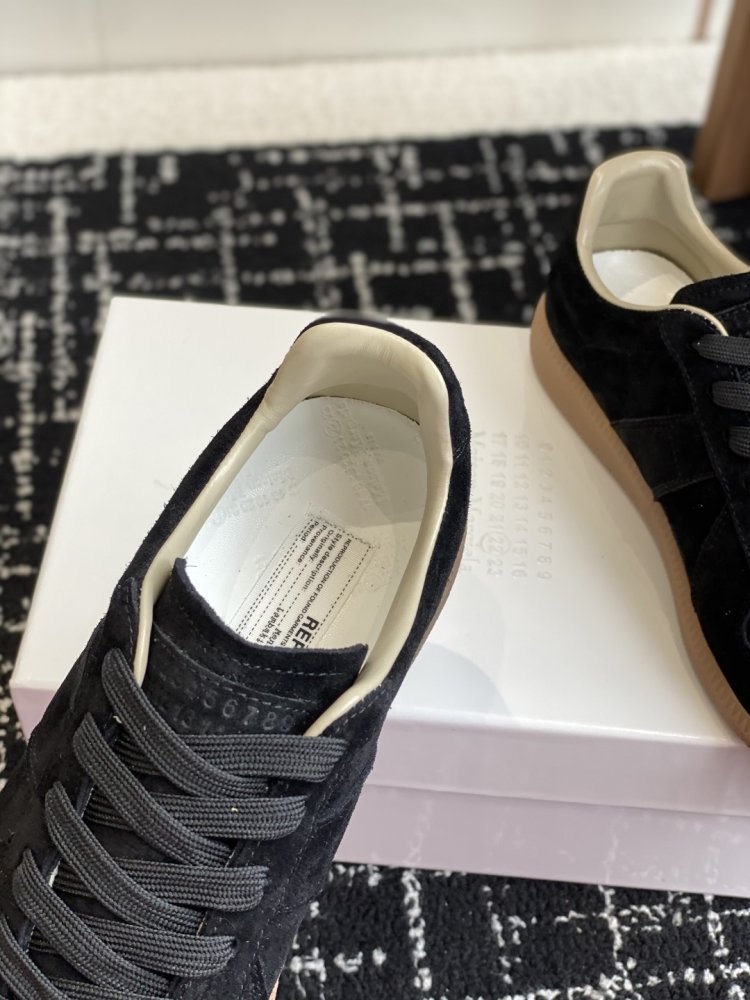 Кроссовки фото 8