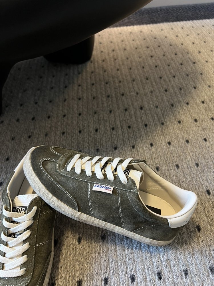 Кроссовки фото 8