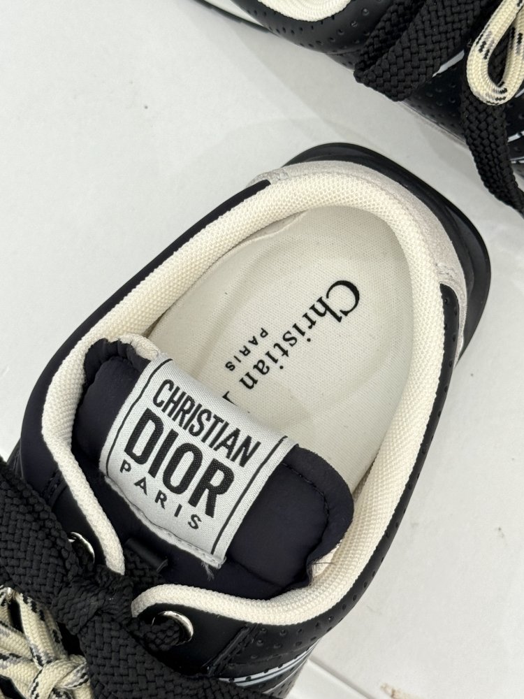 Кроссовки фото 8