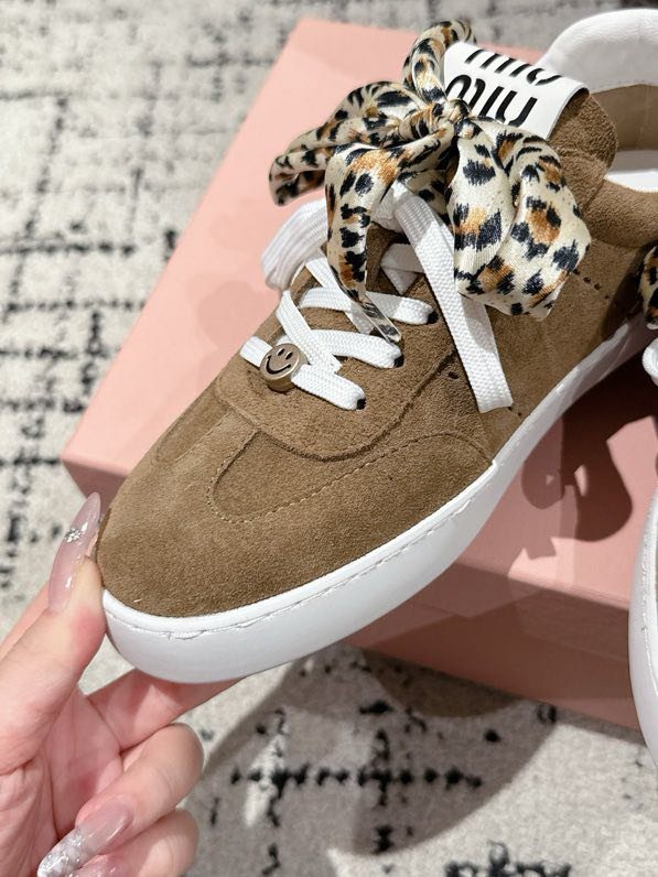 Кроссовки фото 8