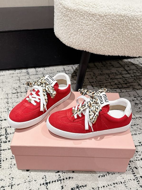 Кроссовки фото 8