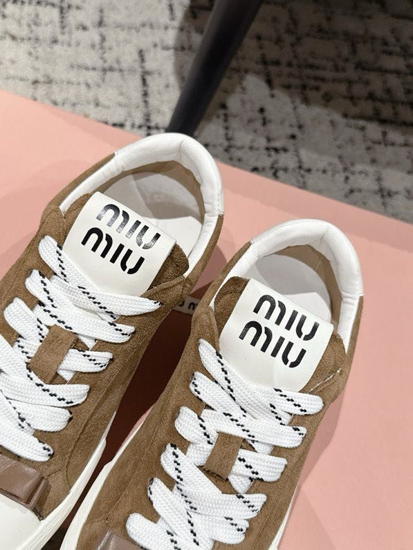 Кроссовки фото 8