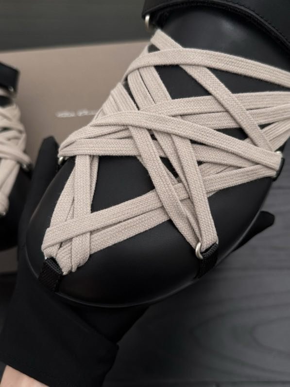 Кросівки фото 8