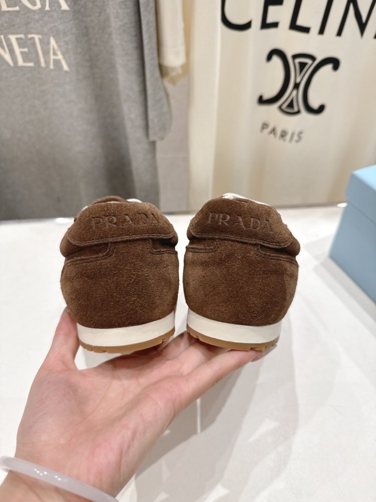 Кроссовки фото 8