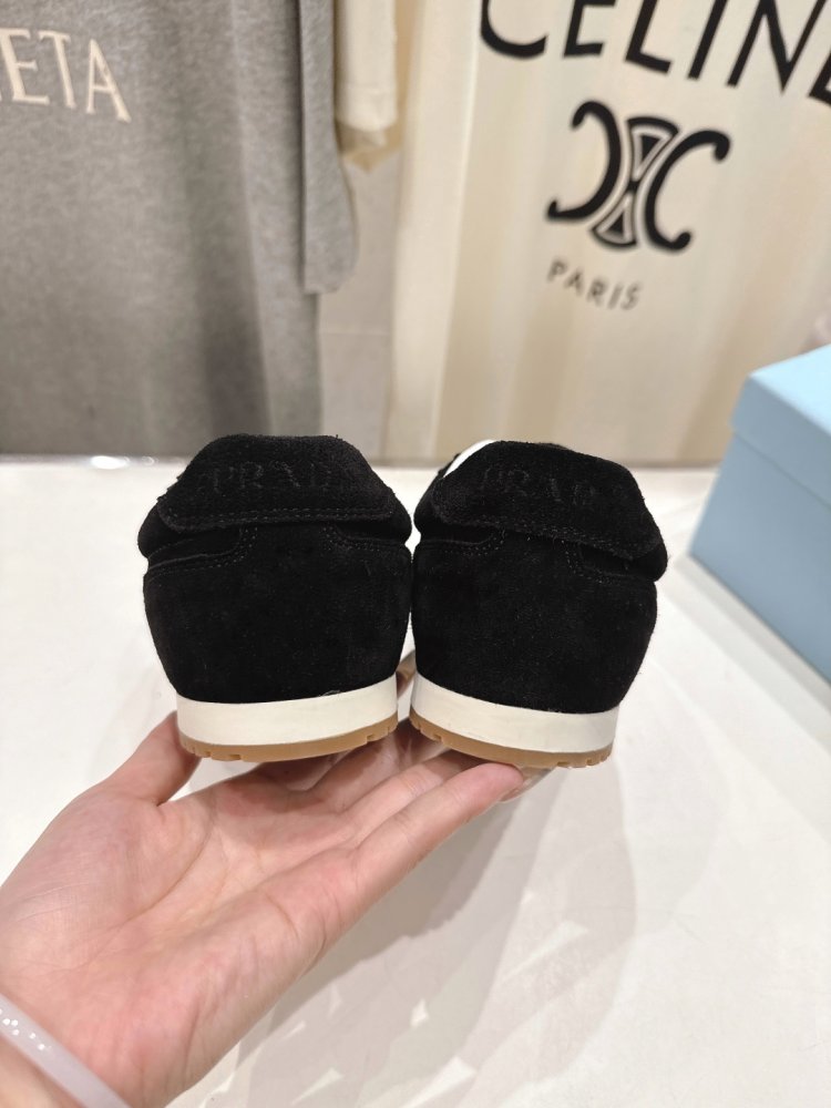 Кроссовки фото 8