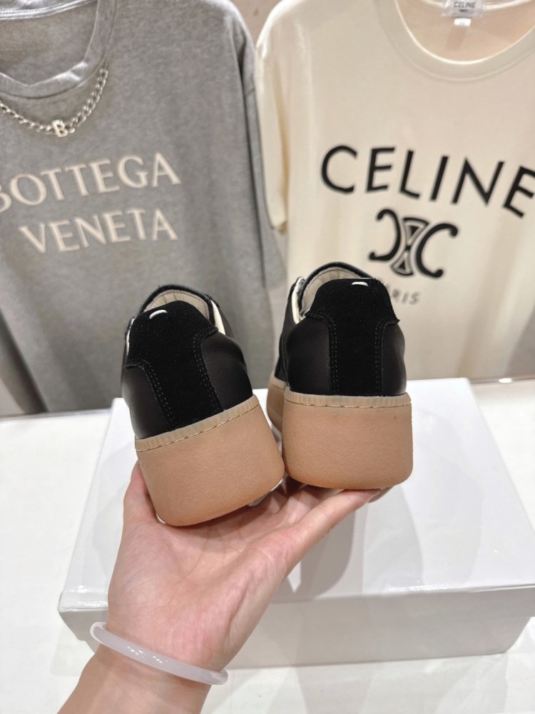 Кроссовки фото 8