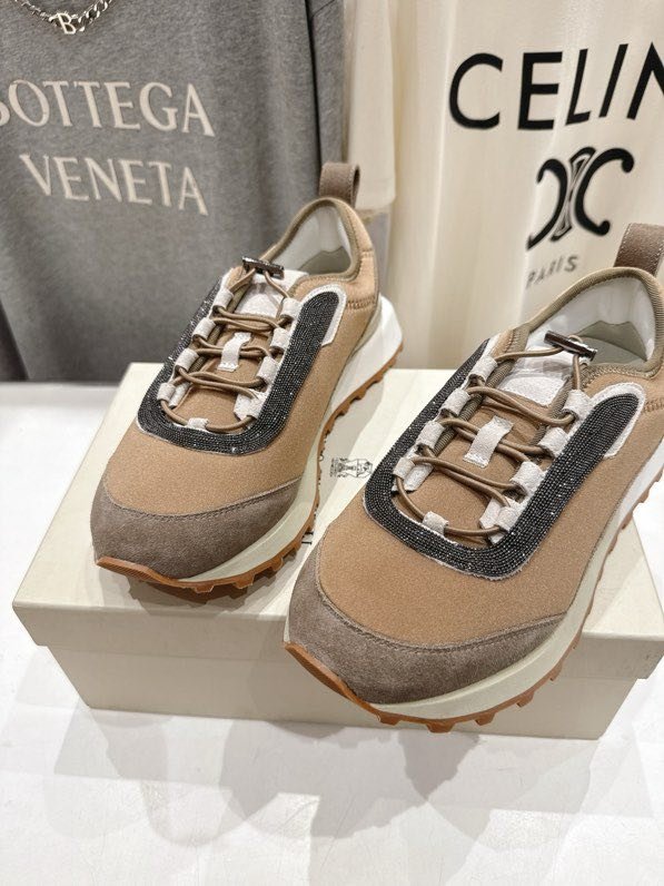 Кроссовки фото 8