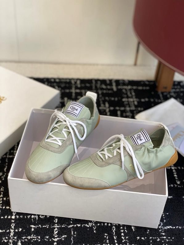 Кросівки фото 8