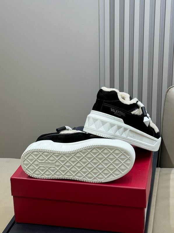 Кроссовки фото 8