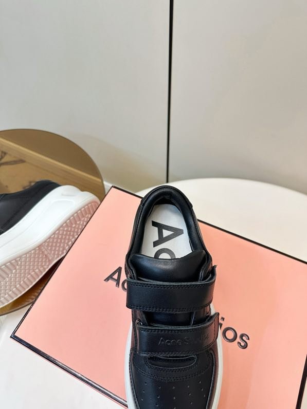 Кроссовки фото 8