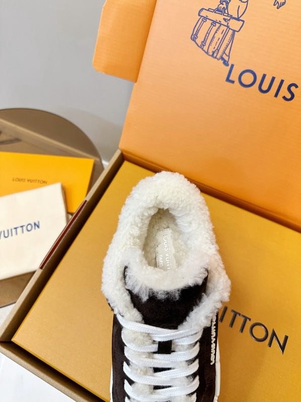 Кроссовки фото 8