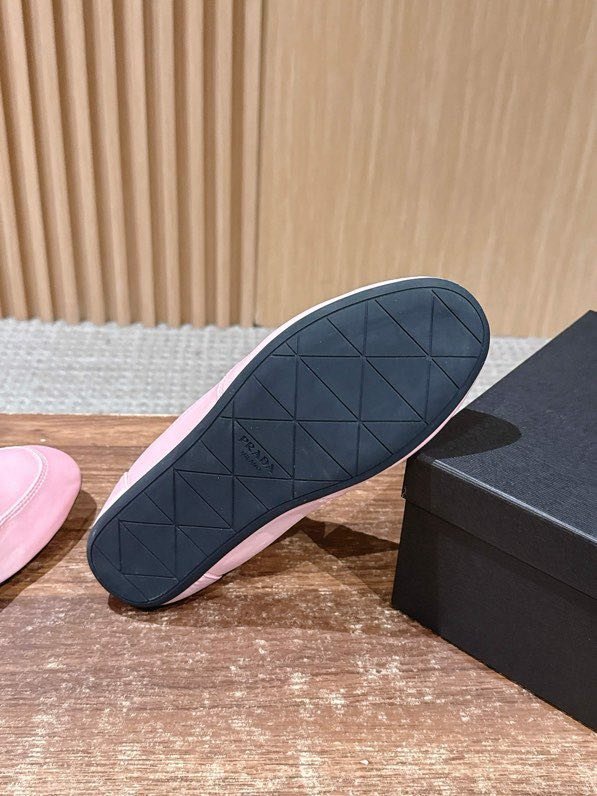 Кроссовки фото 8