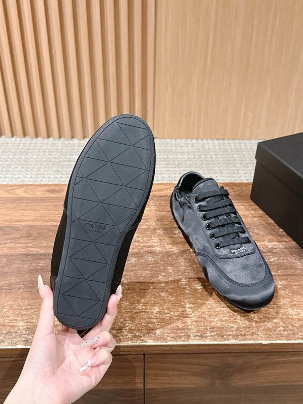 Кроссовки фото 8