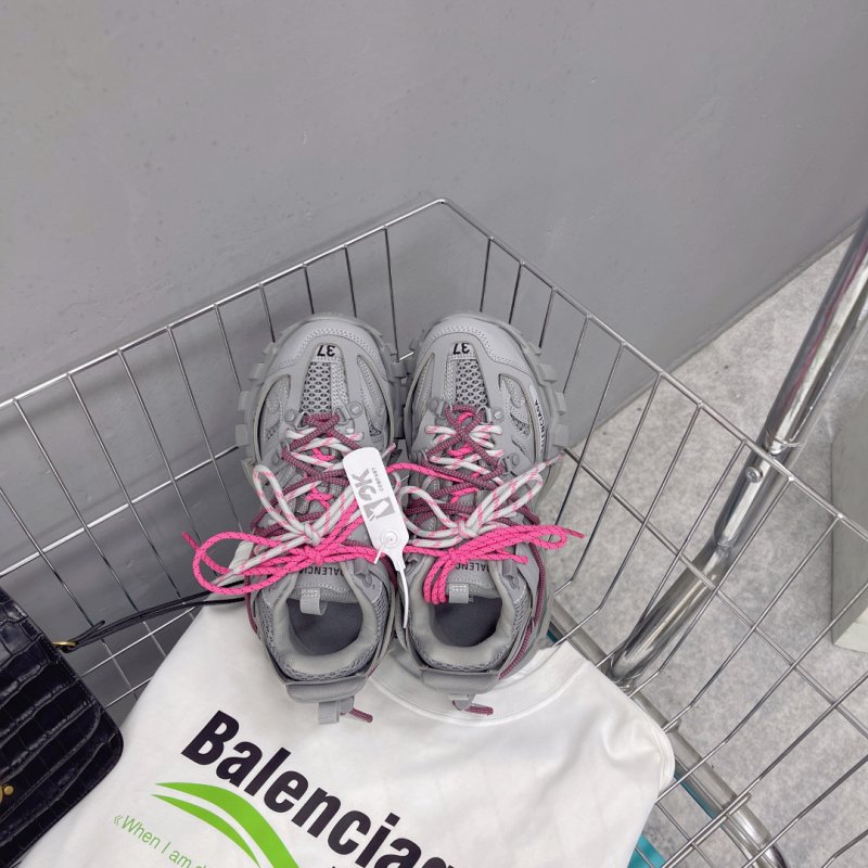 Кроссовки фото 8