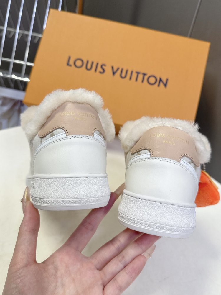 Кроссовки фото 8