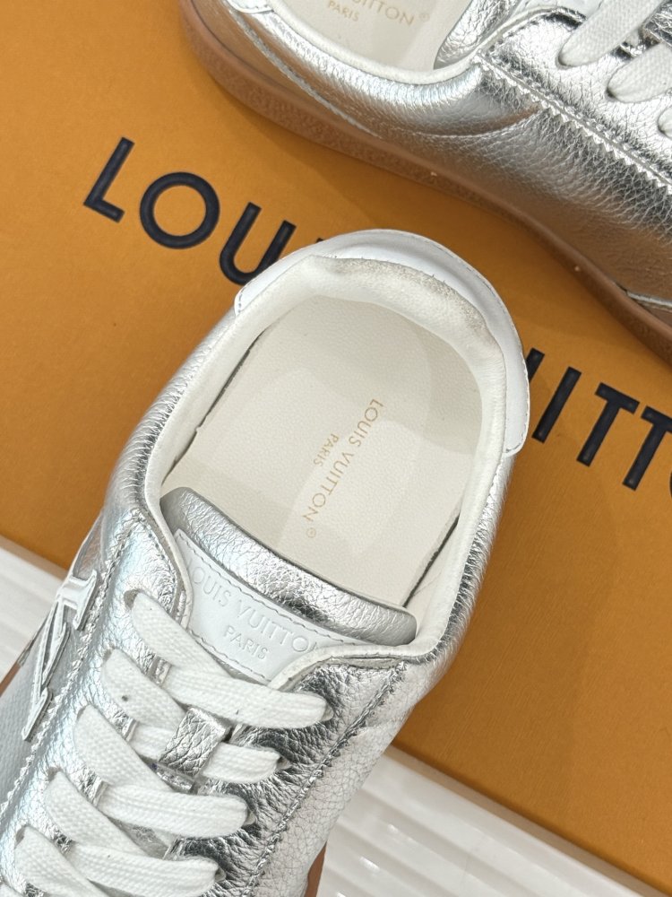 Кроссовки фото 8