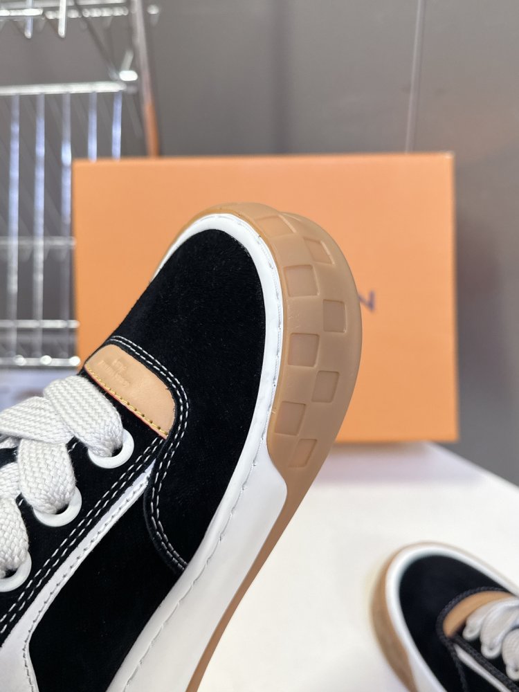 Кроссовки фото 8