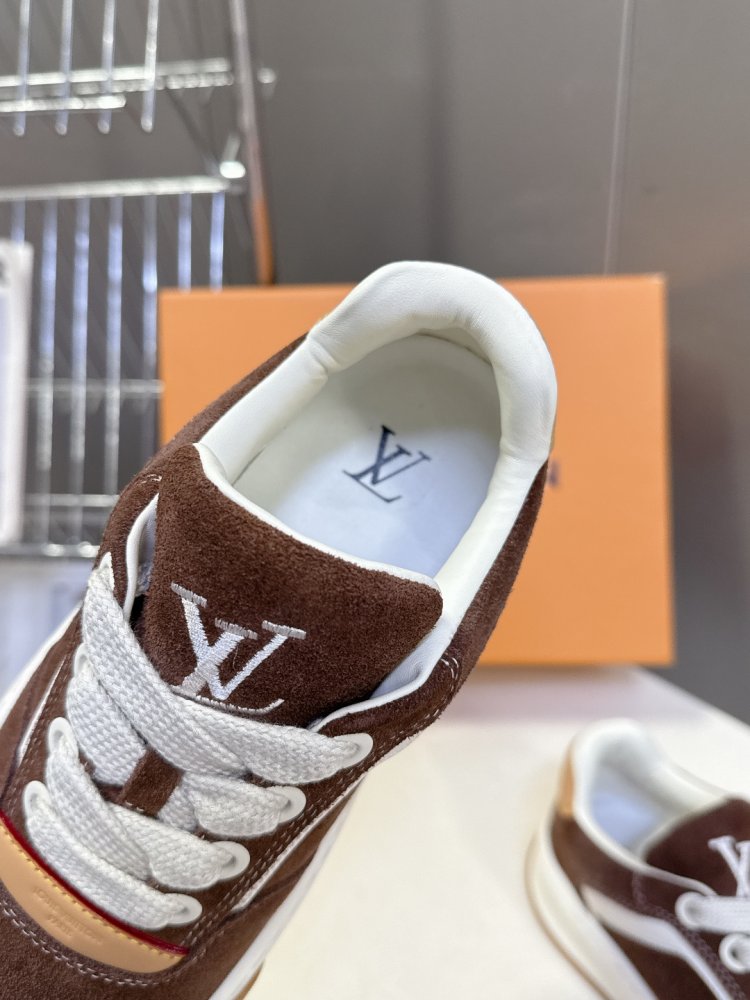 Кроссовки фото 8